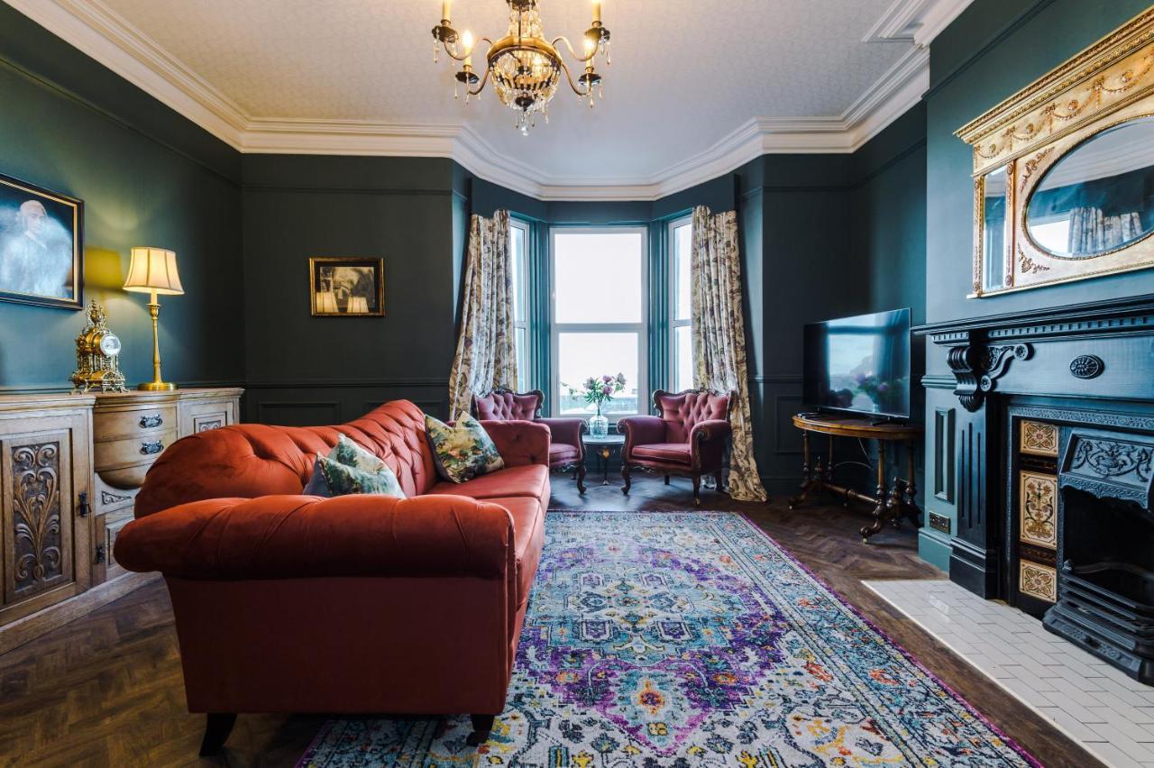 Russell Court By Orenda-Luxe Llandudno Exterior foto